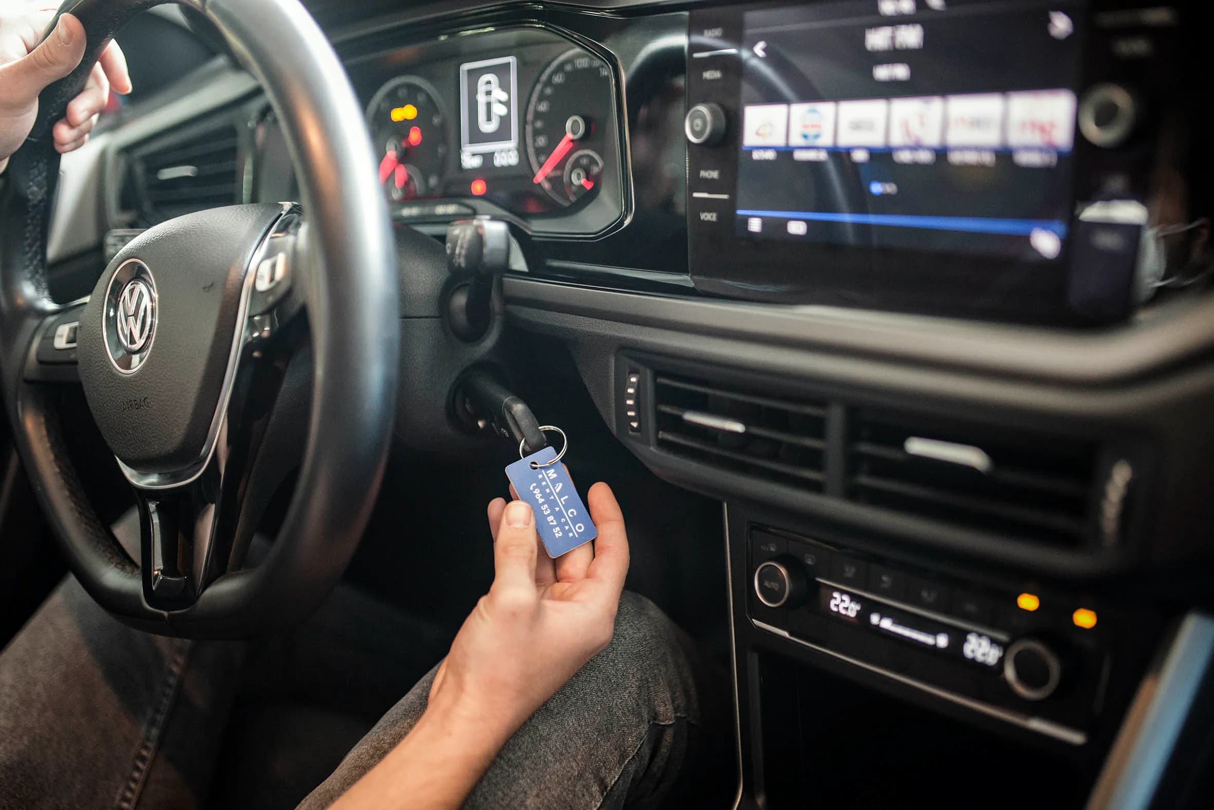 Cómo disponer de un coche sin comprarlo, alquilarlo ni recurrir al renting